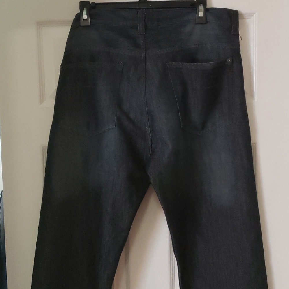 Jeans - Picture 3 of 3